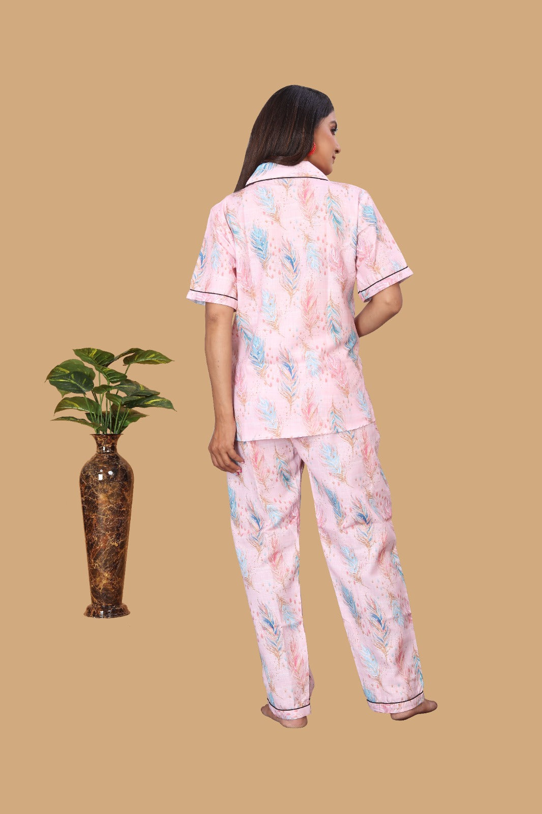 PINK LEAVES PRINT NIGHT SUITE