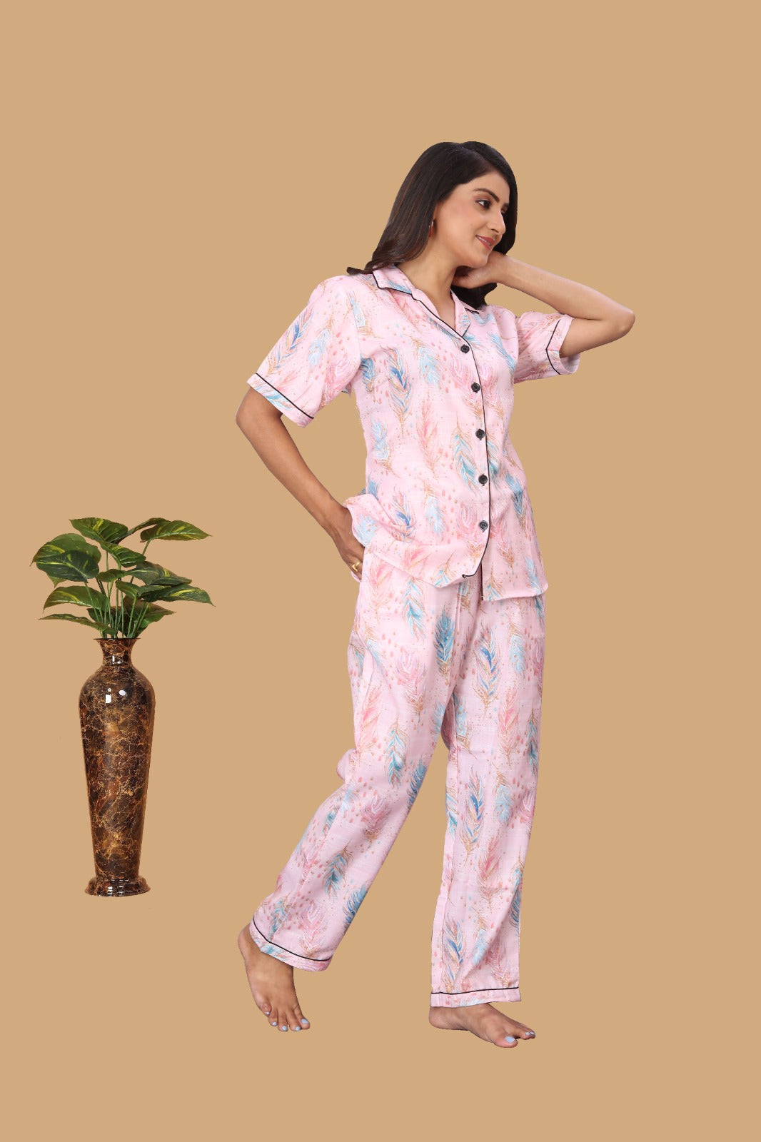 PINK LEAVES PRINT NIGHT SUITE