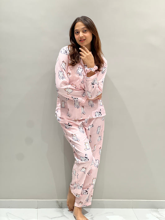 CAT PINK COLUR PRINTED NIGHT SUITE WITH SCRUNCHES